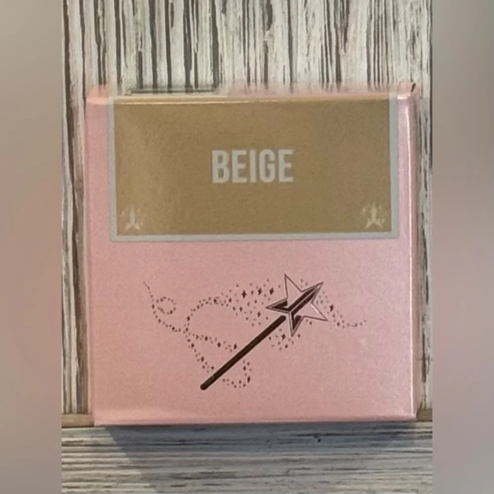 Jeffree Star Magic Star Luminous Setting Powder Beige NIB